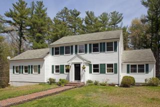 30 Homestead Pl, Duxbury, MA 02332 exterior