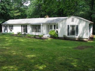 70 Range Rd, Wilton, CT 06897 exterior