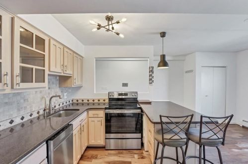 184 Bunker Hill St, Roxbury-Xing, MA 02129 exterior
