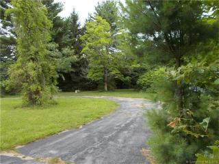 501 Quaddick Rd, Thompson, CT 06277 exterior
