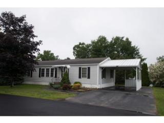 7 Dockside Ln, Rochester, NH 03867 exterior