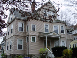 26 Maple Ave, Newton, MA 02458 exterior