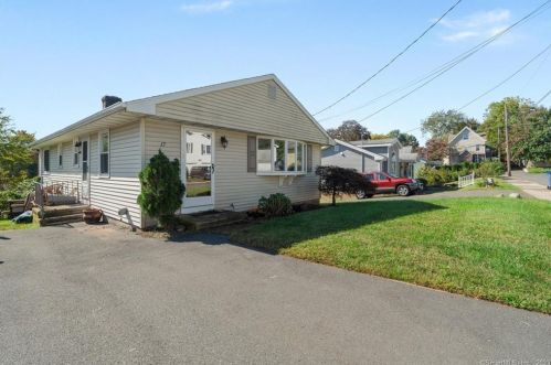 17 Rutherford St, New Britain, CT 06051 exterior