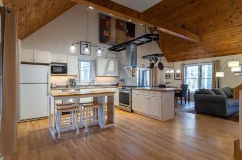 197 Bow Bog Rd, Bow, NH 03304 exterior