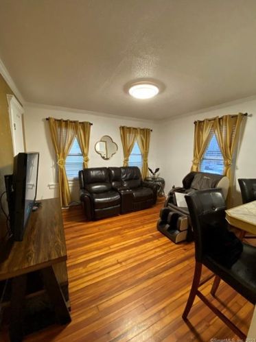 126 Washington Ter, Bridgeport, CT 06604 exterior