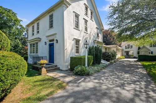 15 Sill Ln, Lyme, CT 06371 exterior