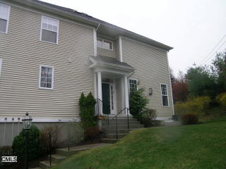 1 Crestview Ln, Danbury, CT 06810 exterior