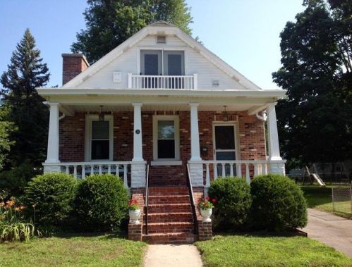 20 Elm Ave, Longmeadow, MA 01106 exterior