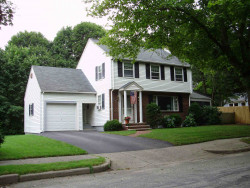 27 Theodore Rd, Newton, MA 02459 exterior