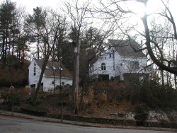 1 Ridge Rd, Newton, MA 02468 exterior