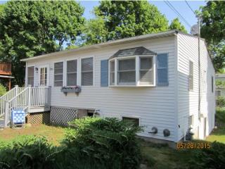 7 Emerald Ave, Hampton, NH 03842 exterior
