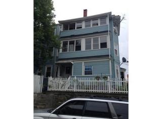 73 Lorraine St, Pawtucket, RI 02860 exterior