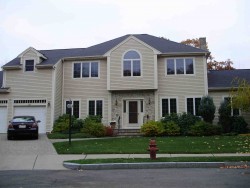 29 Hampden Ter, Newton, MA 02459 exterior