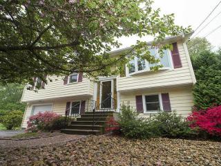 75 Briar Hill Dr, Cranston, RI 02921 exterior