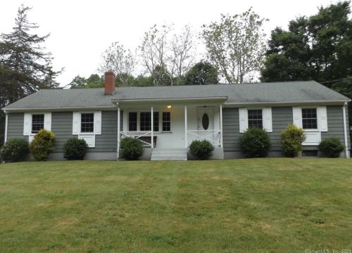 7 Cedar Ridge Rd, East-Granby, CT 06026 exterior