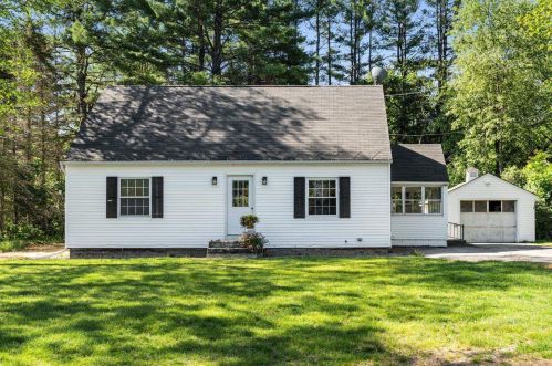 1030 Shirley Ave, Goffstown, NH 03045 exterior