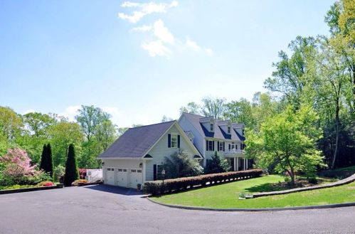 122 Mirey Dam Rd, Waterbury, CT 06762 exterior