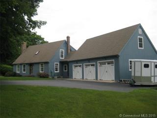 1284 Pequot Trl, Stonington, CT 06378 exterior