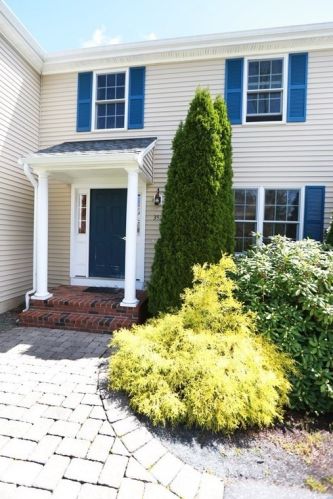 352 Laurel St, East-Bridgewater, MA 02324 exterior