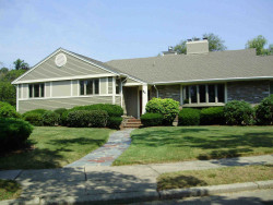 94 Redwood Rd, Newton, MA 02459 exterior