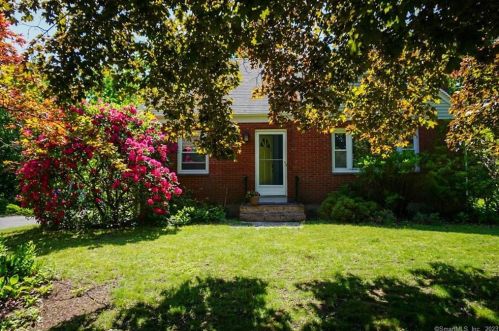 181 Margarite Rd, Middletown, CT 06457 exterior