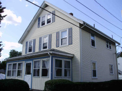 16 Smith Ct, Newton, MA 02465 exterior