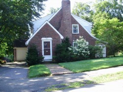 71 Hagen Rd, Newton, MA 02459 exterior