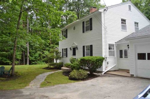 10 Tonga Dr, Bow, NH 03304 exterior