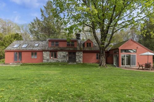 80 Harvard Rd, Bolton, MA 01740 exterior