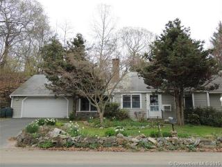 10 Vineyard Point Rd, Guilford, CT 06437 exterior