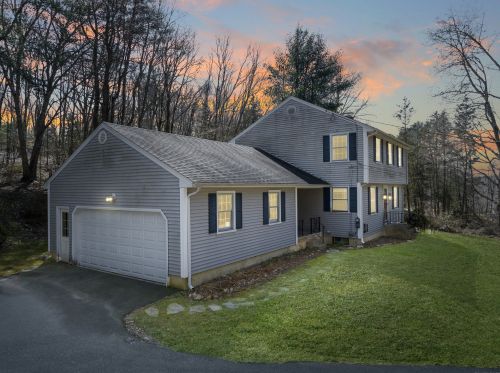 354 Darling Rd, Colchester, CT 06420 exterior