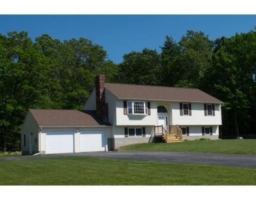 20 Larnerd Hill Rd, Charlton, MA 01507 exterior