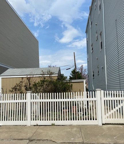 286 Maverick St, Roxbury-Xing, MA 02128 exterior