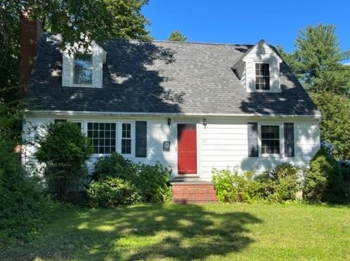 21 Silver Ln, Portsmouth, NH 03869 exterior