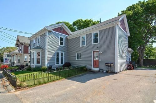 25 Wright St, Stoneham, MA 02180 exterior