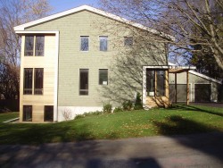 99 Littlefield Rd, Newton, MA 02459 exterior