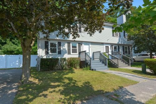 28 Catalpa Cir, Worcester, MA 01603 exterior