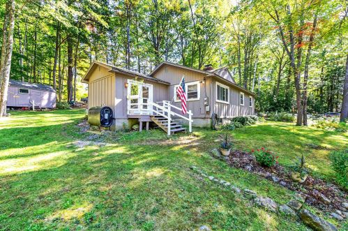 11 Trillium Trl, Antrim, NH 03440 exterior