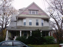 8 Eldredge St, Newton, MA 02458 exterior