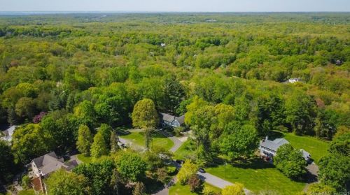 55 Pine Ridge Rd, Wilton, CT 06897 exterior