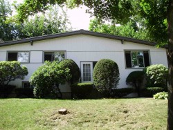 49 Hazelhurst Ave, Newton, MA 02465 exterior