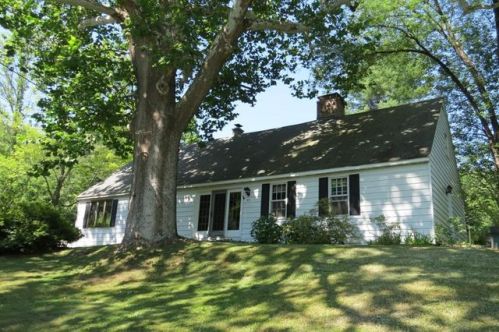 43 Russell Rd, Montgomery, MA 01050 exterior