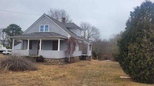 14 Harrison Ave, Westerly, RI 02891 exterior