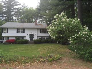 10 Courtland Dr, Merrimack, NH 03054 exterior