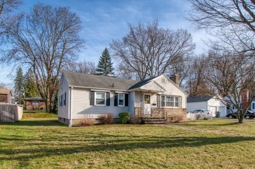 83 Mildred Ave, Springfield, MA 01104 exterior