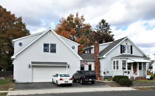 126 Trilby Ave, Chicopee, MA 01020 exterior