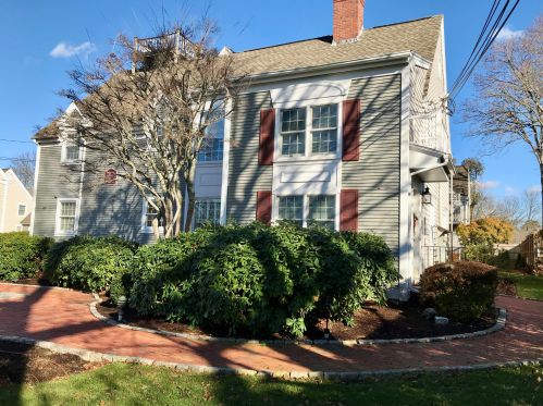 920 Main St, Osterville, MA 02655 exterior