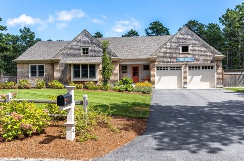 15 Capt Bellamy Rd, Wellfleet, MA 02667 exterior
