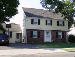 480 Crafts St, Newton, MA 02465 exterior
