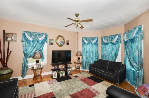 63 Whipple St, Worcester, MA 01607 exterior